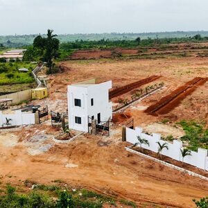 Oakville Green Estate 