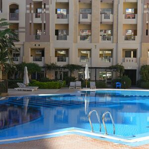 Studio 50Sqm pool view ready to move