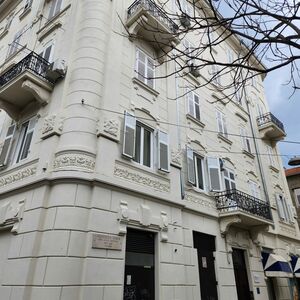 Rijeka, City Center , Apartment 100 m2, Historic building