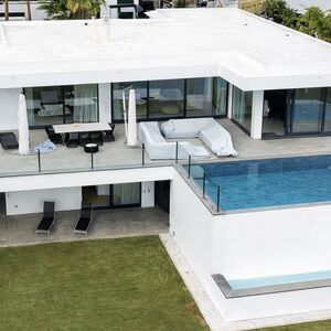 5 BEDROOM VILLA WITH PANORAMIC SEA VIEWS IN CABOPINO