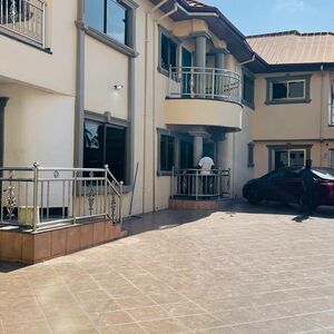 EXECUTIVE 45-BEDROOM HOUSE TO LET@TESANO