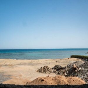 Studio with Private beach access- ORO Beach resort