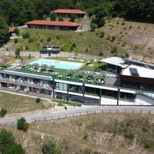 Aldeamento tur&iacute;stico do ano 2018