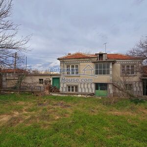 Lovely house with big garden 30km from Stara Zagora