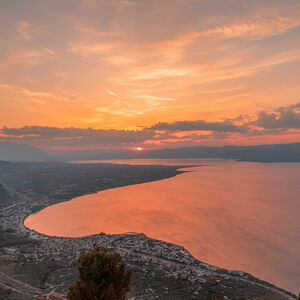 UNIQUE! - Very Large Costal Land Field in Greek Resort!