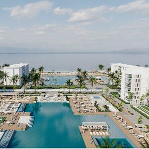 Apartment two bedrooms 121 Sqm with private beach 