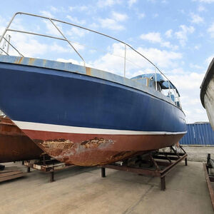 Cruising Houseboat Project - Canard  &pound;25,000