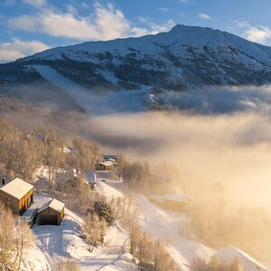 5-Bed Hemsedal Chalet with Sauna & Terrace