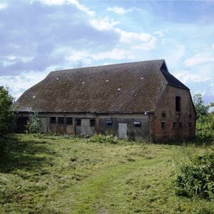 Two Huge Barns + 6000 m2 Land