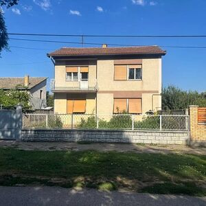 I am selling a house in Bački Petrovac