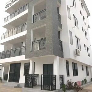MODERN 2-BEDROOM FLAT TO LET@DANSOMAN