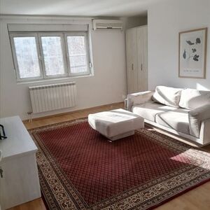 I am renting a comfortable two-room apartment near Djeram ma