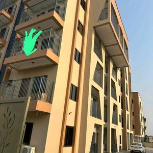 EXECUTIVE 2-BEDROOM FLAT TO LET@ NORTH LEGON