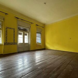 An entire floor of apartments on the main street in Sombor
