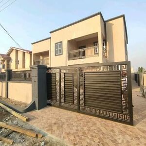 EXECUTIVE2-BEDROOM FLAT FOR SALE@NANAKROM