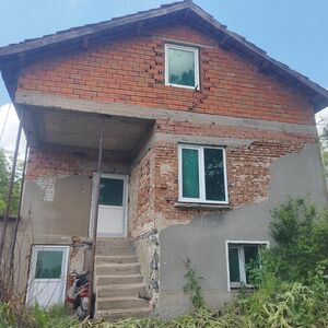 Two-storey solid house for sale with a large yard of 2045sqm