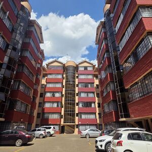 Spacious 3 Bedroom Apartment For Sale In Parklands!