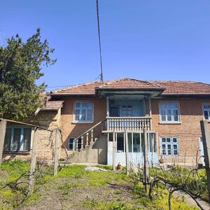 Two-Story House for Sale &ndash; Strahilovo (Veliko Tarnovo Region