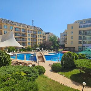 Pool View apartment with One Bedroom for sale | Pollo Resort