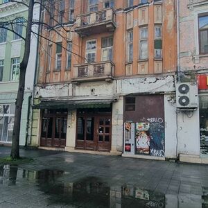 Building with excellent location in Burgas city