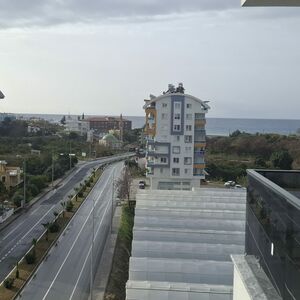 Sea View 1+1 Apartment in Demirtaş, Alanya