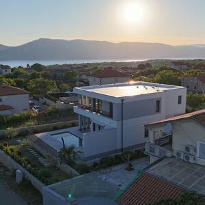 Luxury Villa with Pool in Linardići, Island of Krk &ndash; 200 m&sup2;