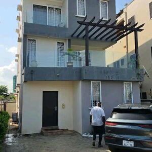 FULLY FURNISHED 3-BEDROOM HOME TO LET@ TSEADDO