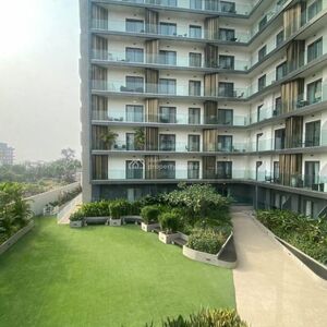 LUXURY 1-BED FURNISH APARTMENT FOR SALE@AIRPORT RESIDENTIAL