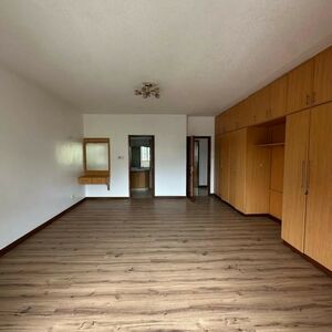 💷 Affordable 1-Bedroom Apartment Near Town Centre &ndash; Ready t