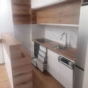 I am selling a two-and-a-half-bedroom apartment
