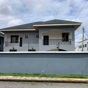 EXECUTIVE 4-BEDROOM DETACHED HOME TO LET@ EAST LEGON