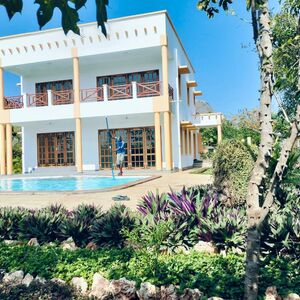 4 BEDROOMS VILLA FOR SALE, SOUTH COAST DIANI BEACH, KENYA