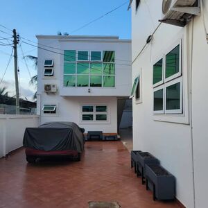 EXECUTIVE 1-BEDROOM FLAT TP LET@AGBOGBA