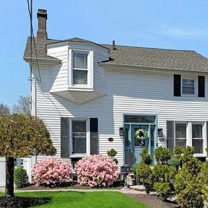 Carmita Ave Property