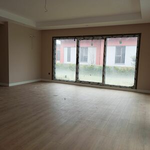 Bah&ccedil;eşehir 4.5+1 ready-to-move-in villa
