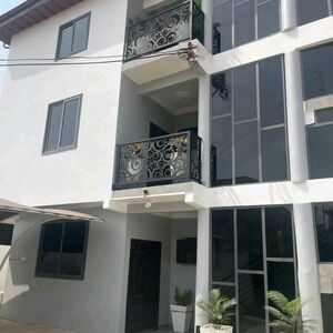 LUXURY 2-BEDROOM APARTMENT TO LET@ SPINTEX MANET