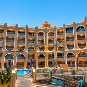 2BR Apartment 95 sqm sea view for sale, Hurghada