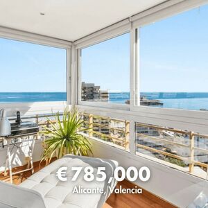  Modern Sea View Apartment
