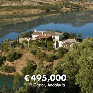  Country Estate with Lake Zahara Views