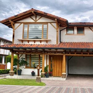 Rustic-Modern Living in Quito - ECUADOR