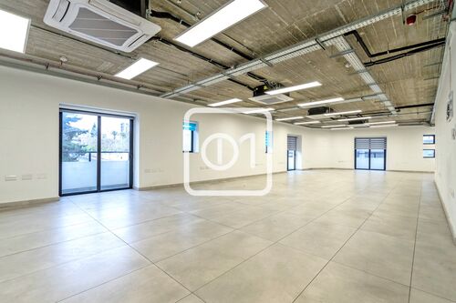 Open Plan.OfficeMarket.mt