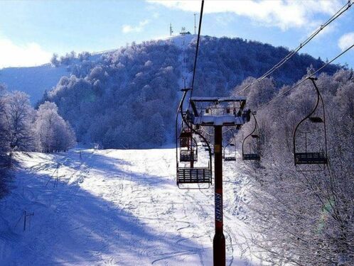 Near Cablecars