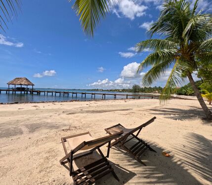 Beach & Pier