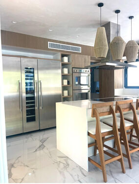 COLD KITCHEN