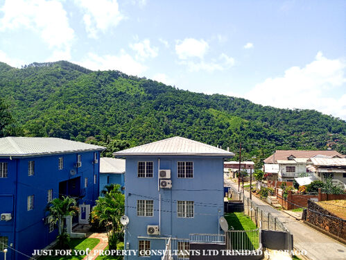 Townhouse for Sale 