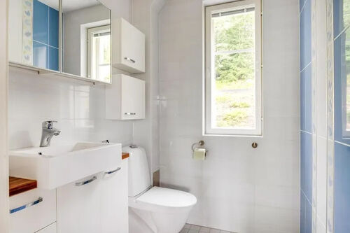 Dowstair's Toilet