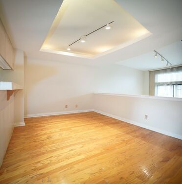 FORMAL DINING
