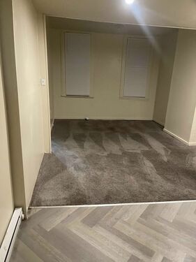 Fully carpeted flloor