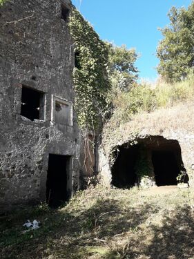 Ruin and caves detail