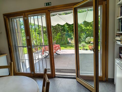 Vista patio dalla sala 